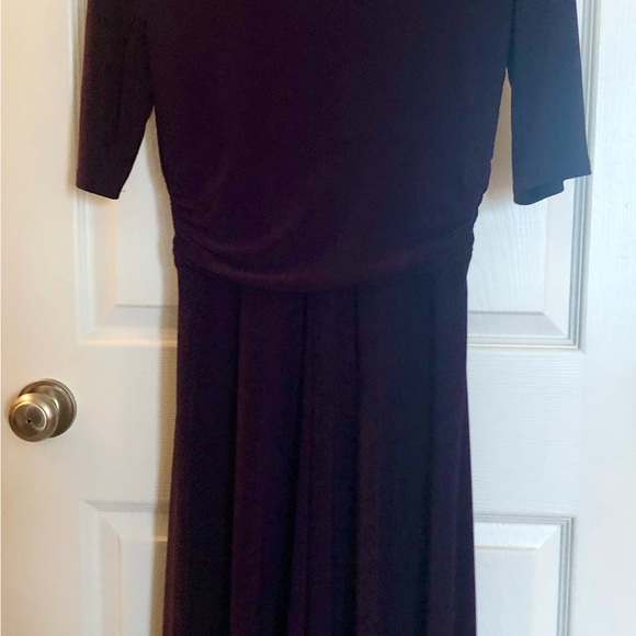 Swingy purple wrap style dress - Picture 3 of 6